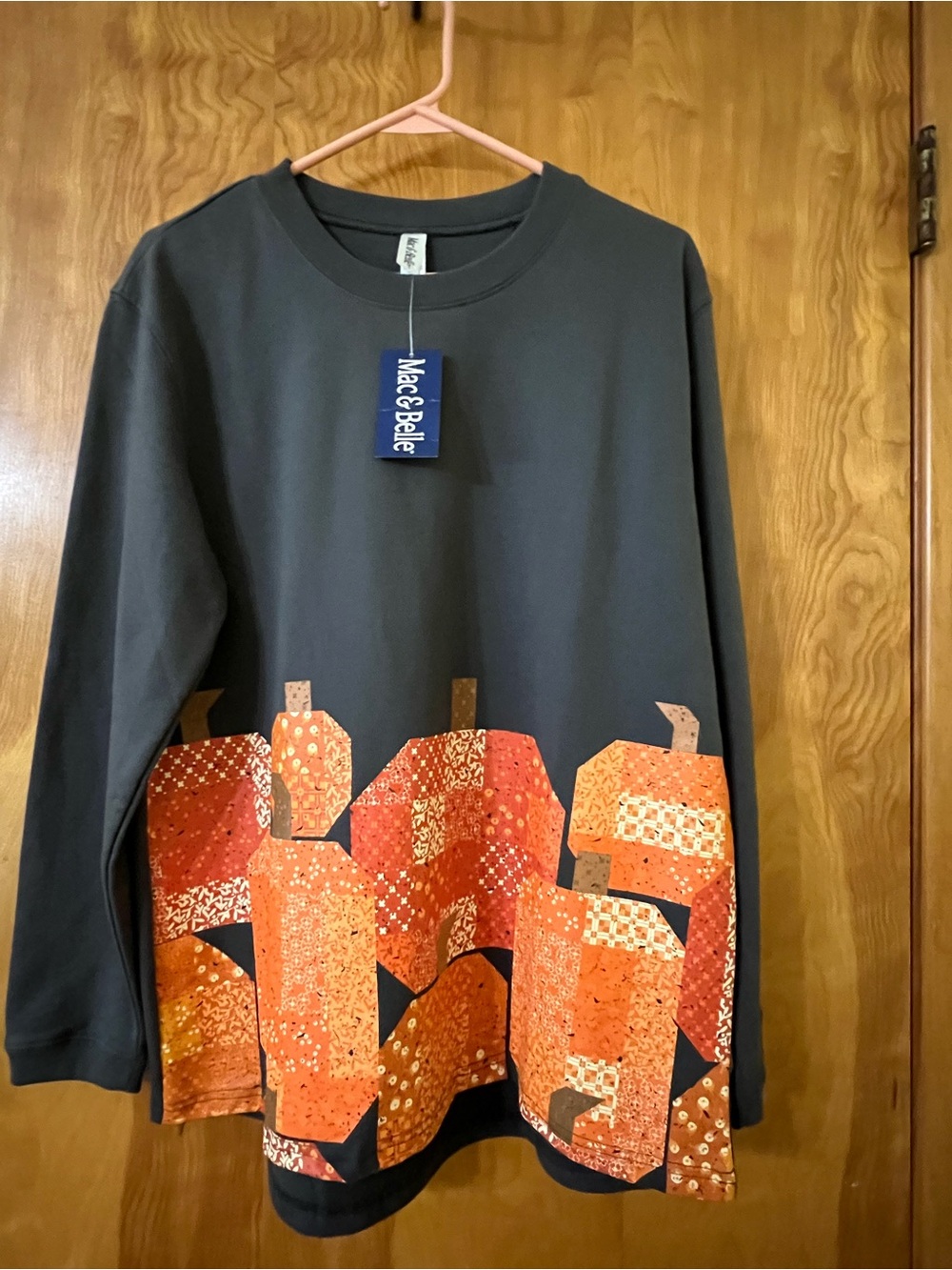 Ladies dark gray Long-Sleeve Top with Orange Pumpkin Print